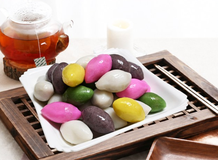 명절 상차림·가족 간식으로 좋은 굳지않는 오색송편 1kg 개별포장