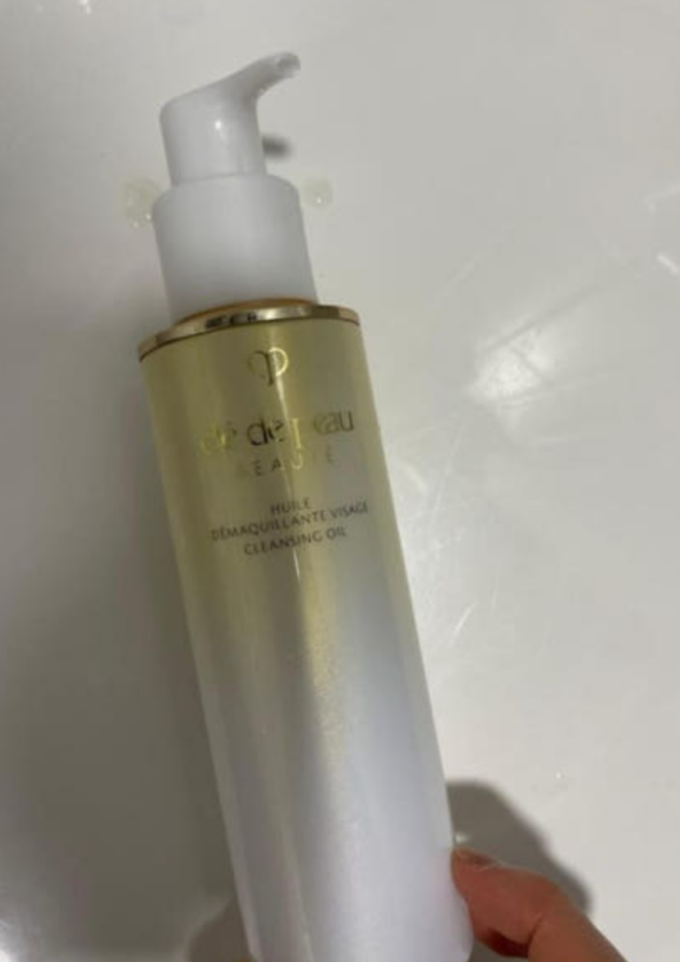 끌레드뽀보떼 클렌징오일 딥클렌징 촉촉한세안 모공관리 200ml 추천