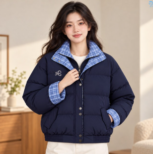 708090 여성용 체크 안감 배색 스탠드칼라 숏 패딩 화사한 데일리룩 편안한 착용감 연예인 추천